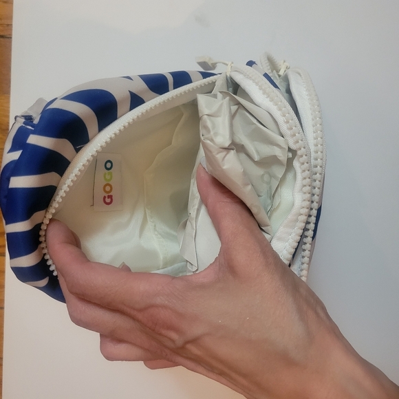 GOGO | Ava Sling Bag in Blue and White Print New With Tags Boho Chic Travel Bag - Picture 10 of 10